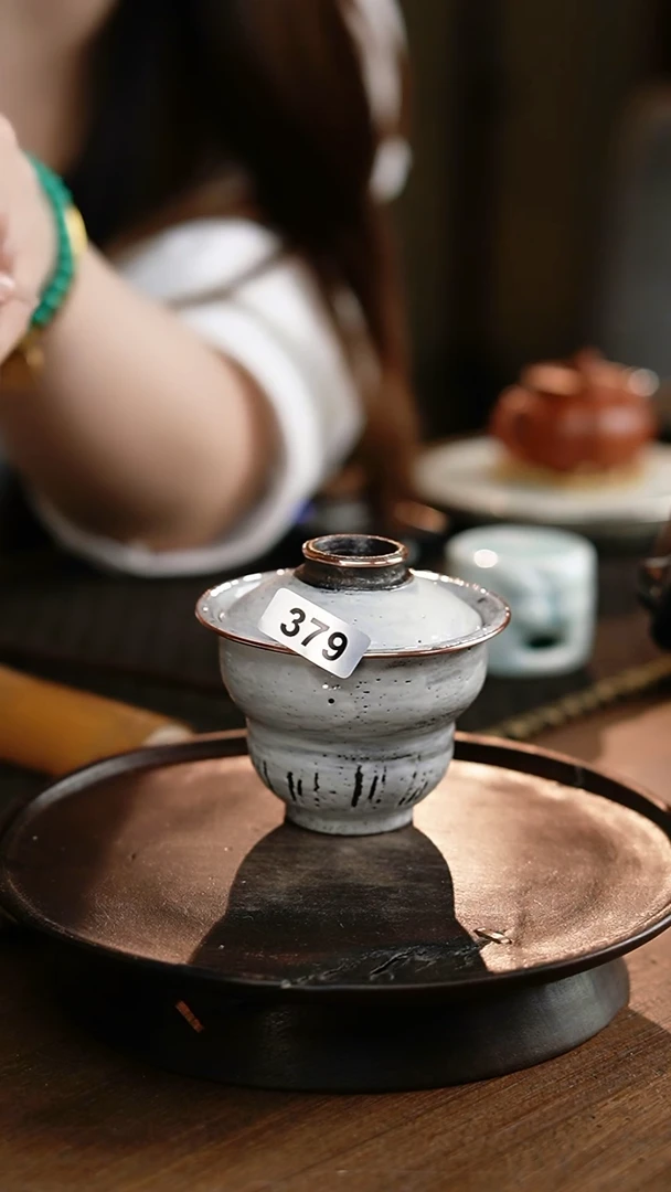 其他包铜灰色葫芦盖碗.379