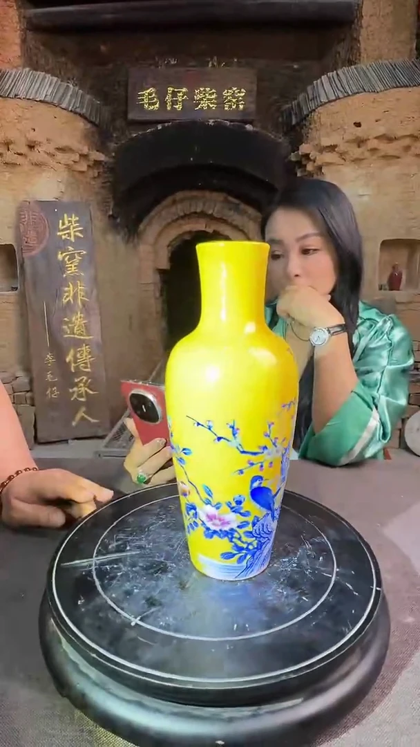 瓶A24/青花花鸟瓶—————