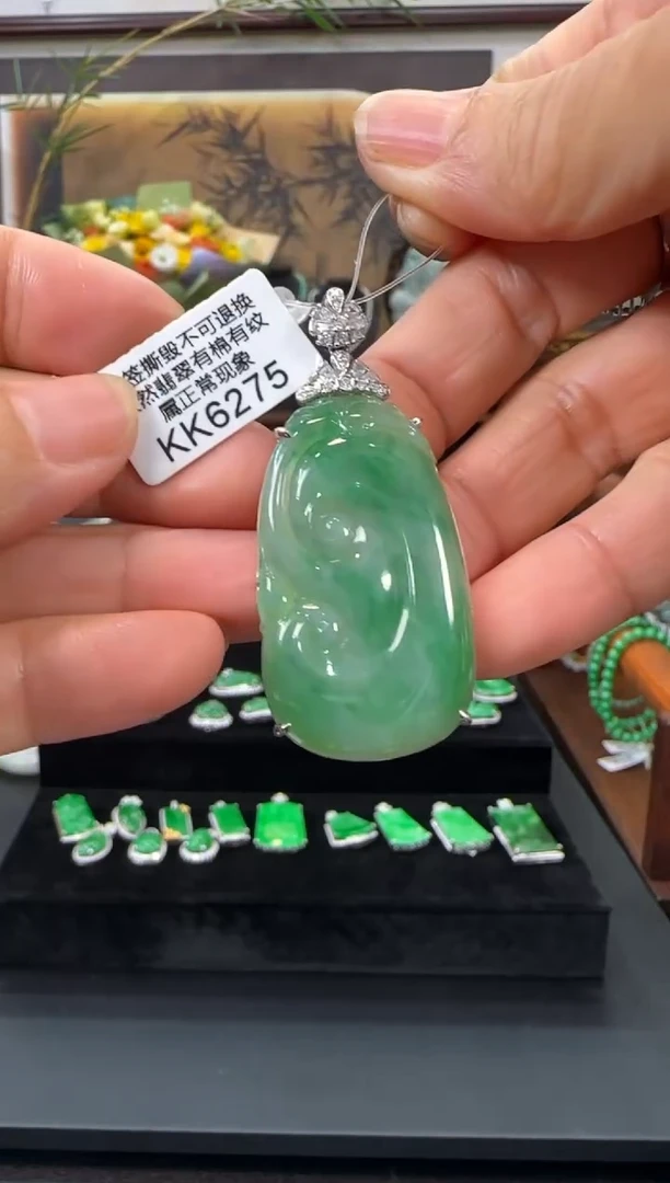 翡翠18K金镶嵌颈饰KK6275如意