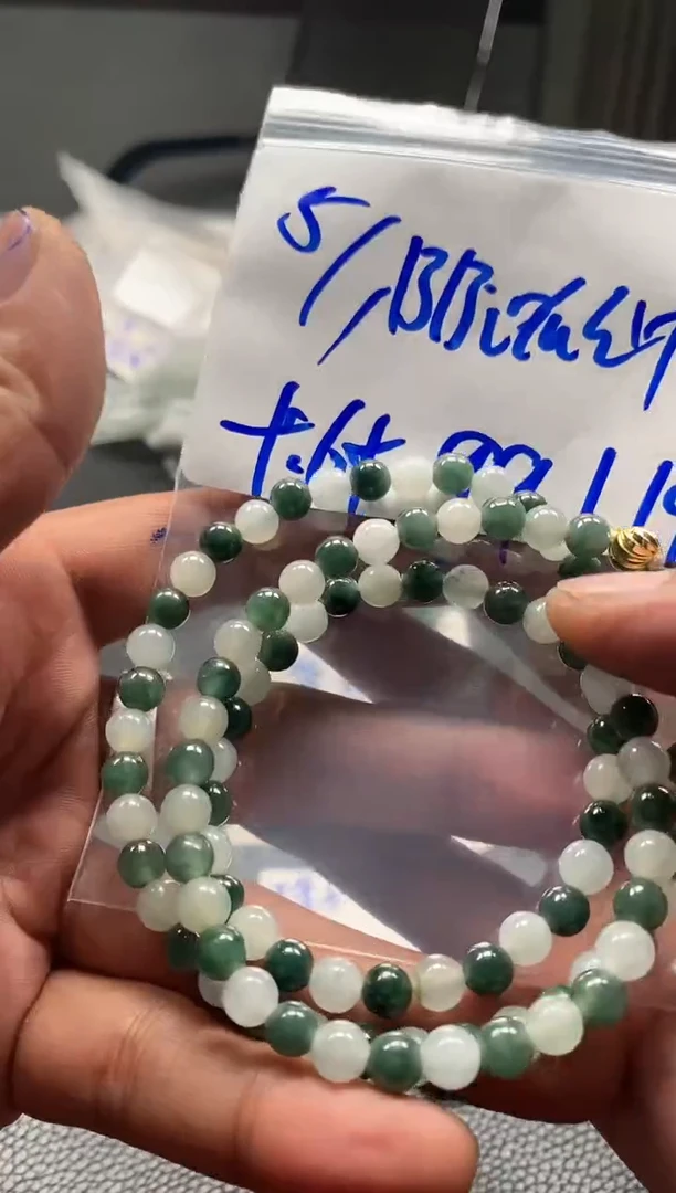 【闪购商品】翡翠手链未镶嵌5万