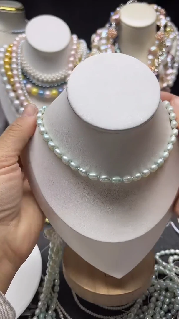 颈饰未镶嵌淡水珍珠多人