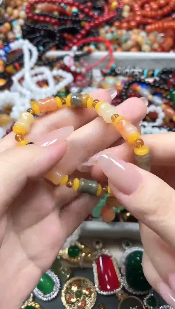 未镶嵌手串石英质玉（金丝玉）多样性发货拍一发一