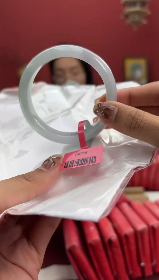 【闪购商品】翡翠手镯未镶嵌3手镯