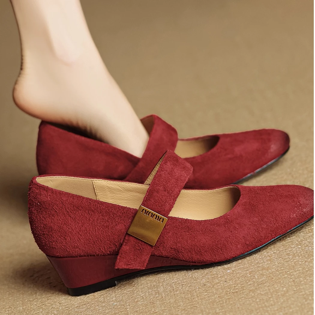 软羊皮浅口单鞋新款方头低跟一字带魔术贴玛丽珍平底软底鞋