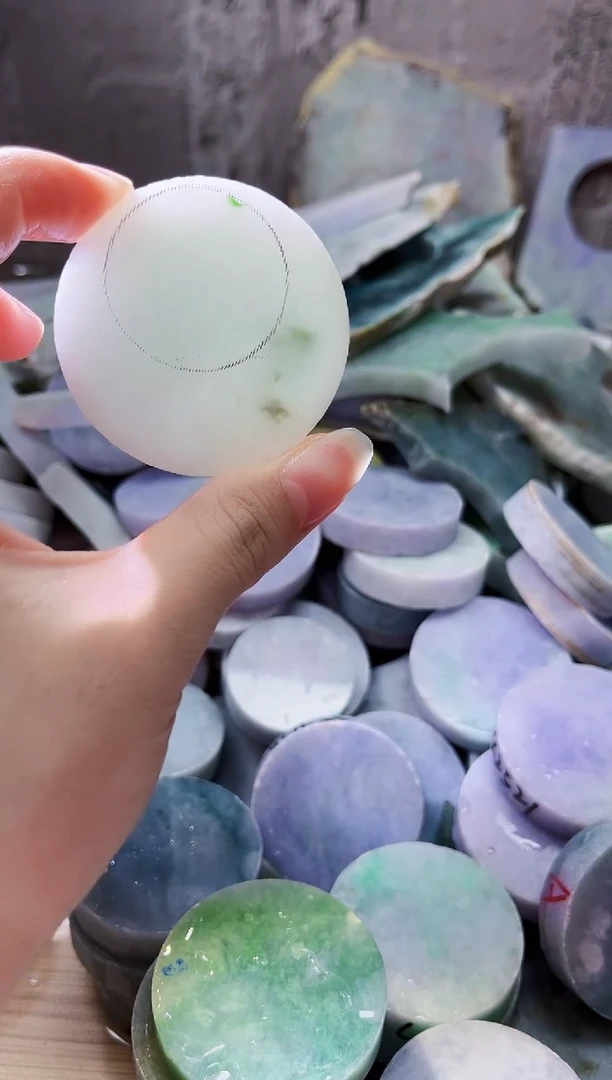 颈饰未镶嵌翡翠天然翡翠A货 南 844