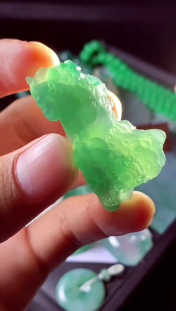 未镶嵌定制翡翠张*#翡翠毛货定制