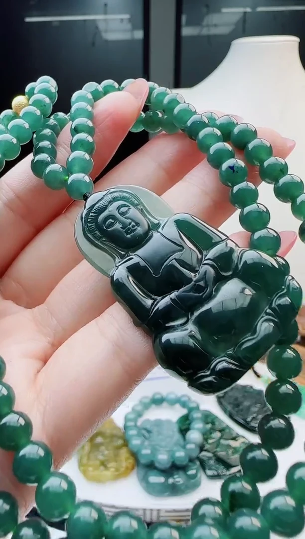 【闪购商品】翡翠颈饰未镶嵌多样性随机一件发货