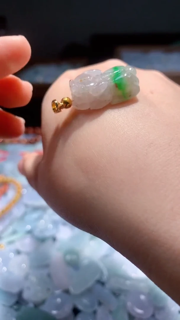 翡翠未镶嵌颈饰翡翠A货（不含链）