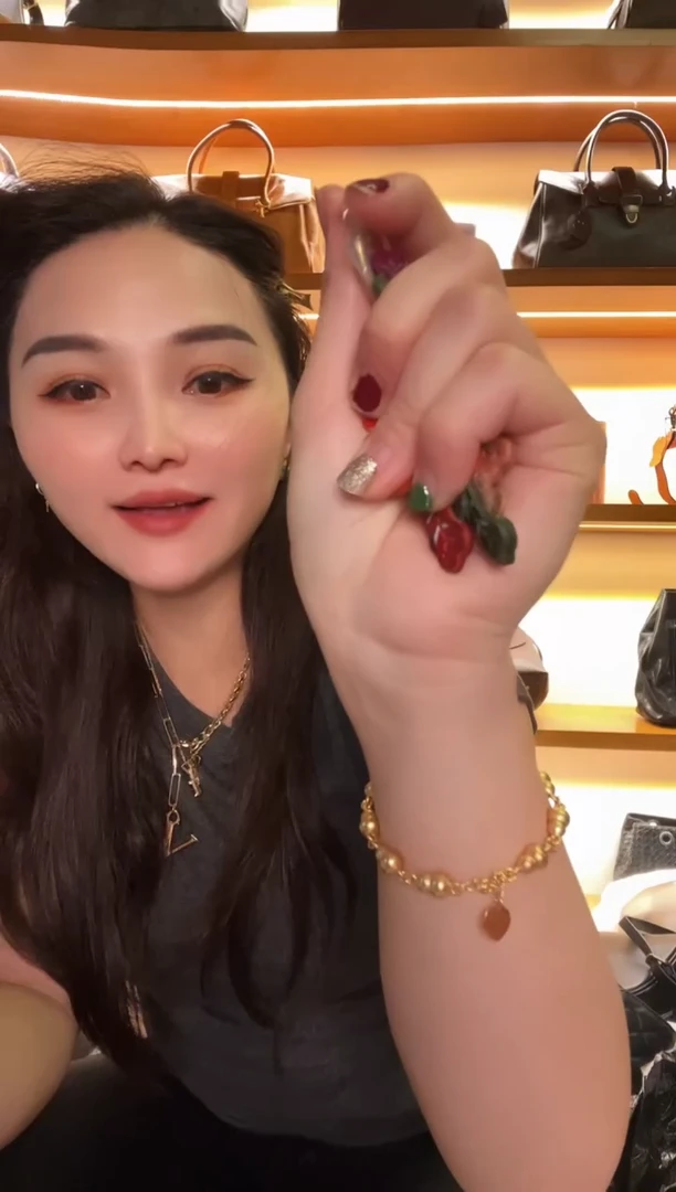 水牛皮（革） 高端订制时尚百搭小卡包 挂件