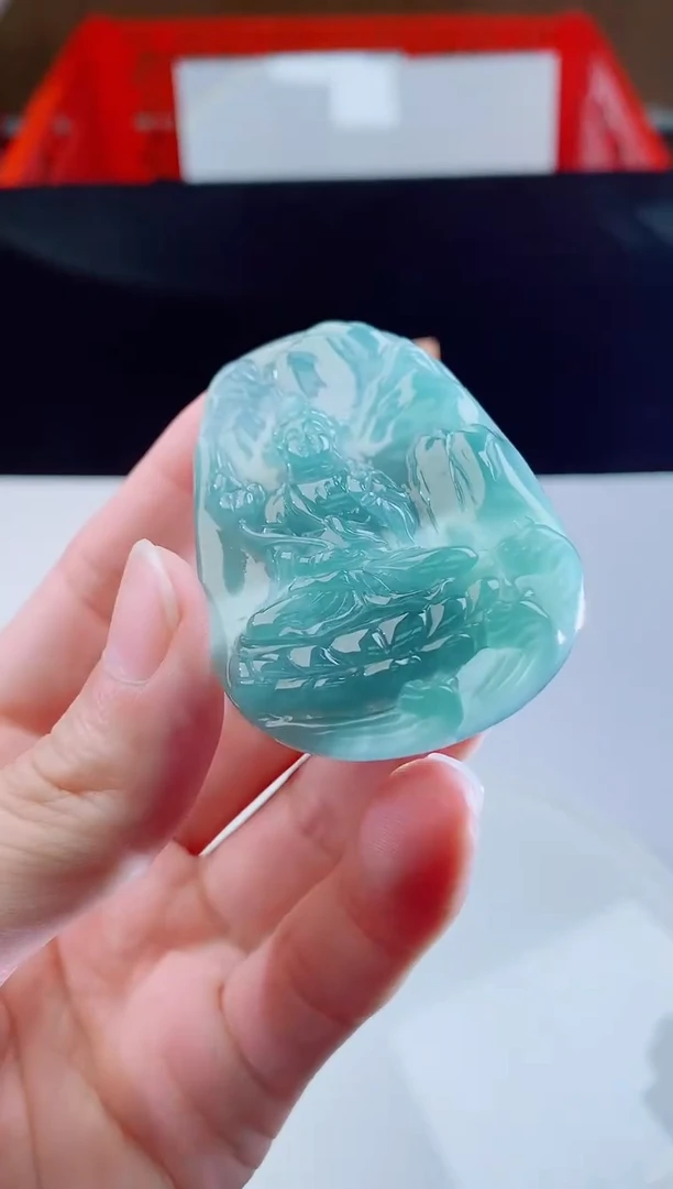 颈饰未镶嵌翡翠     ·