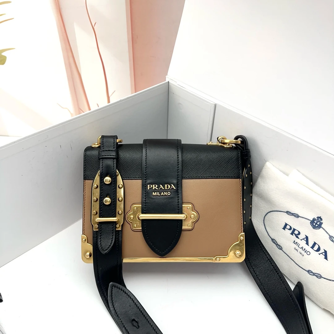 95新 Prada/普拉达 C53/502161/单肩包