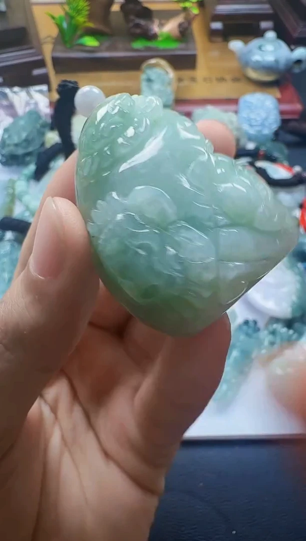 吊坠(不含链)未镶嵌翡翠1