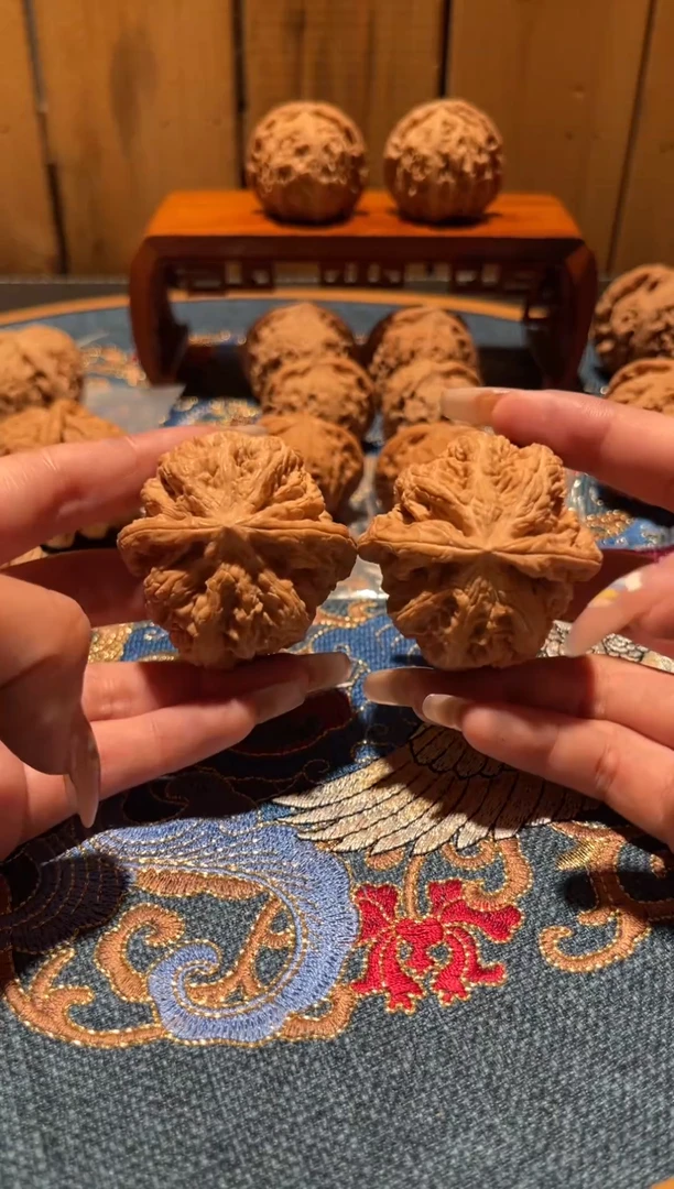 把件文玩核桃042大粗筋47