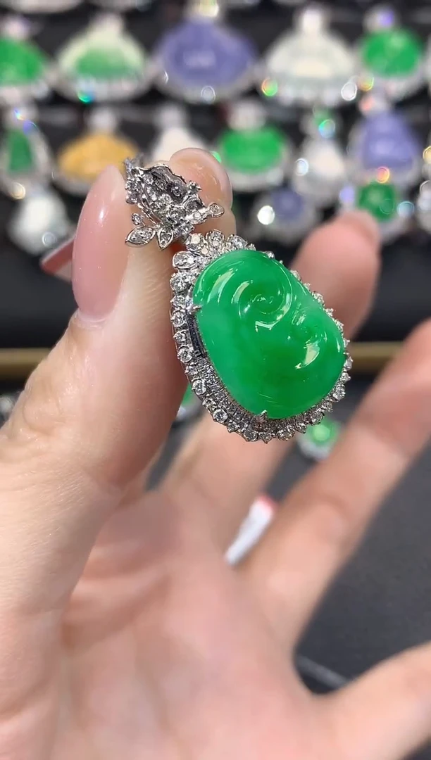 吊坠(不含链)18K金镶嵌翡翠C28翡翠