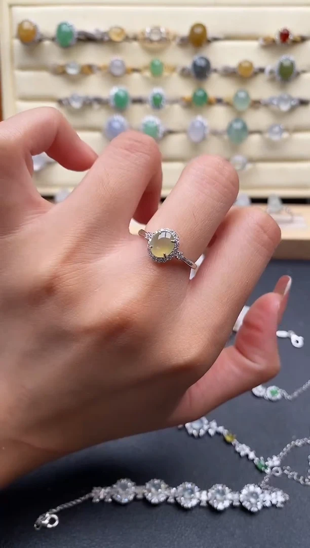 银S925镶嵌戒指翡翠333333+4