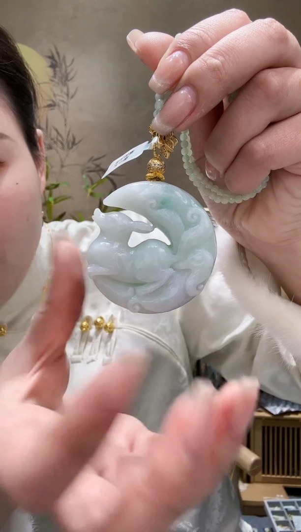 【闪购商品】翡翠颈饰未镶嵌吊坠