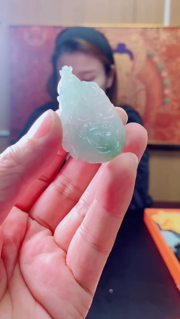 【闪购商品】翡翠颈饰未镶嵌11111111