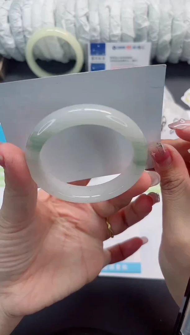 石英质玉手镯未镶嵌317-52.9