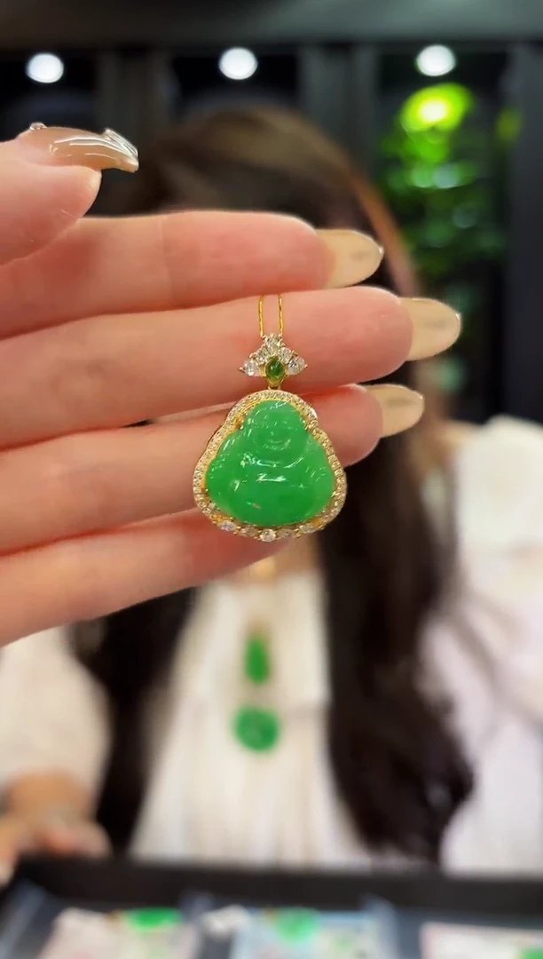 翡翠未镶嵌颈饰缅料A货/多样性发货/一件