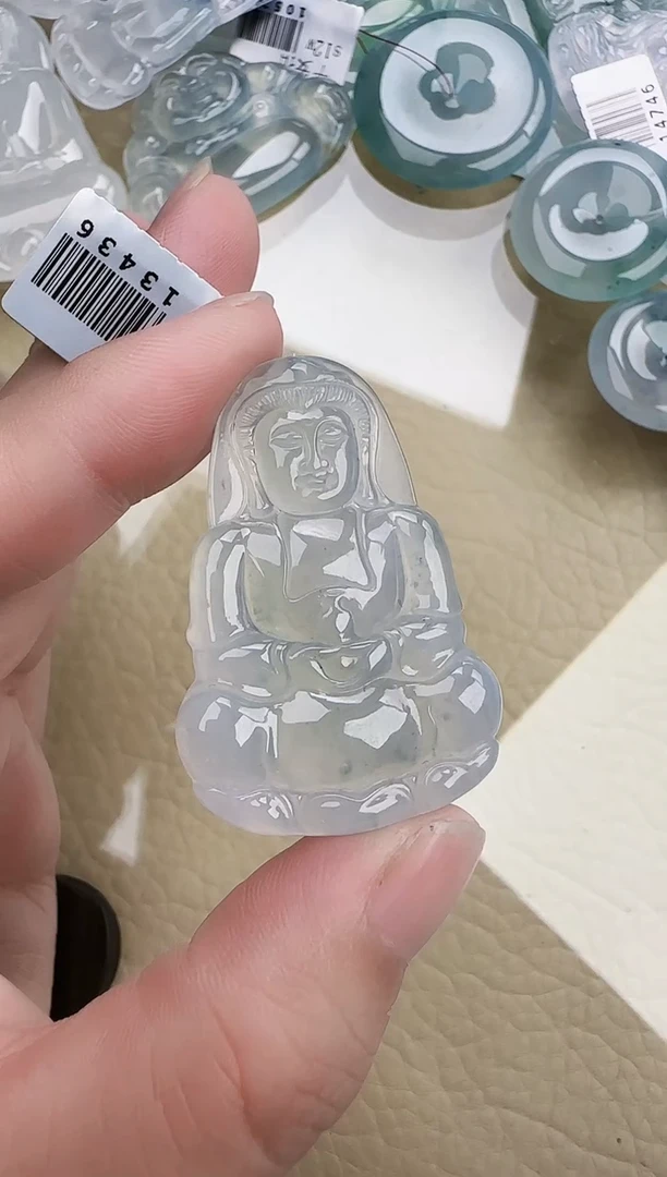 翡翠未镶嵌颈饰缅甸翡翠a货