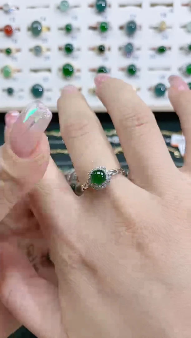 翡翠戒指银S925镶嵌天然翡翠