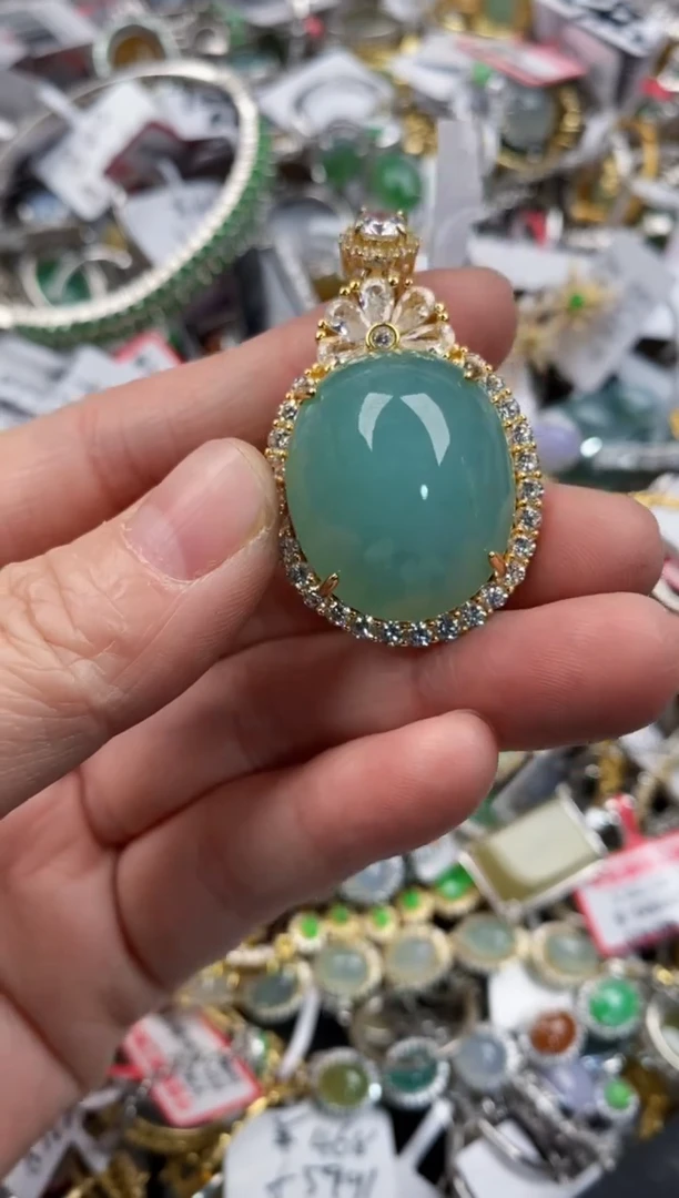 银S925镶嵌戒指翡翠888      10