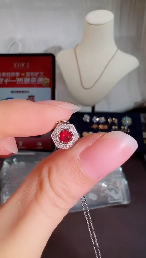 颈饰18K金镶嵌红宝石BN13634#-W#45