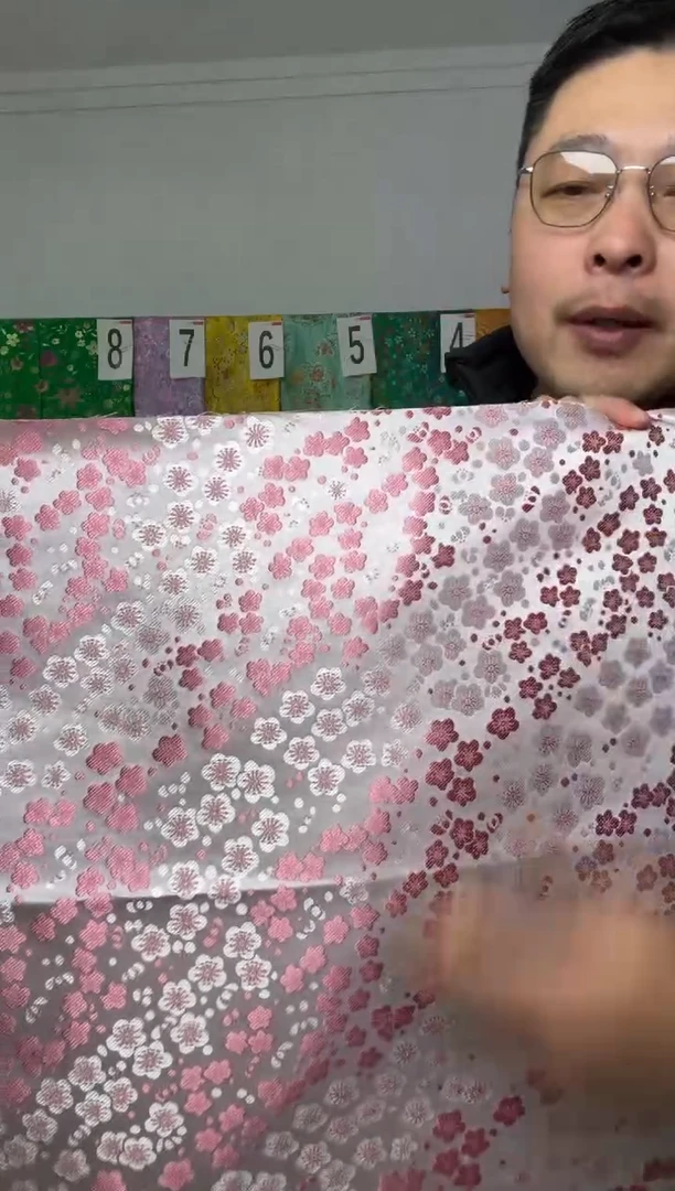 混纺满18元包邮.两单连裁.宽.长70.50