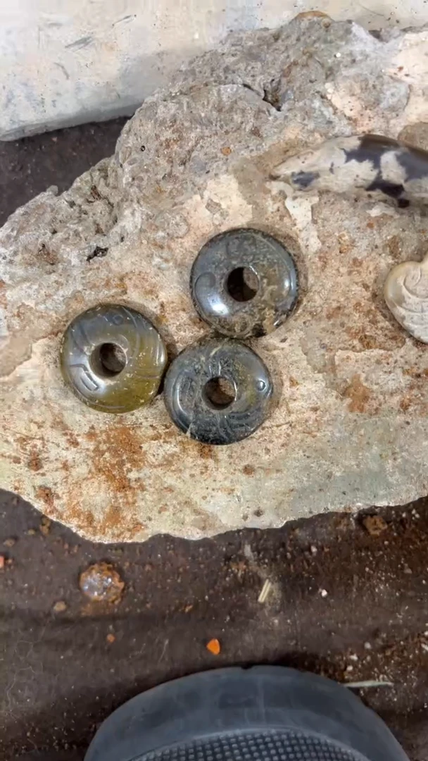 未镶嵌和田玉挂件一单3个