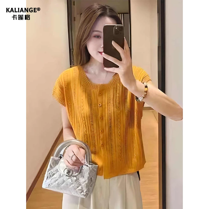 薄款冰丝短袖针织开衫女2025夏季新款镂空设计感修身显瘦百搭上衣