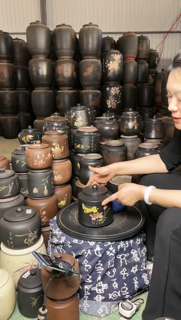 【闪购商品】壶瑕疵茶叶罐 小蛮腰彩填  620