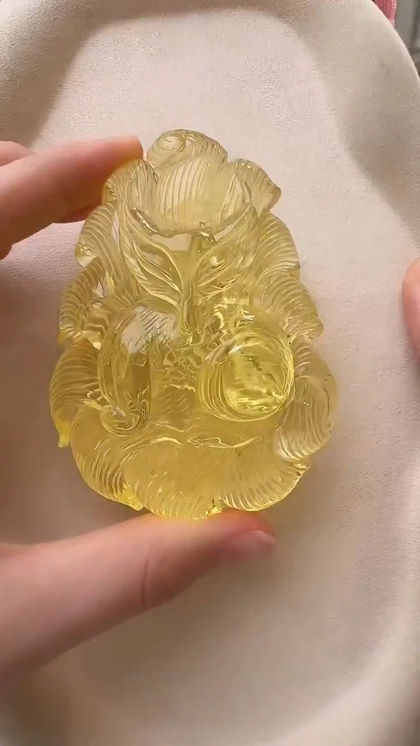 琥珀颈饰未镶嵌吊坠