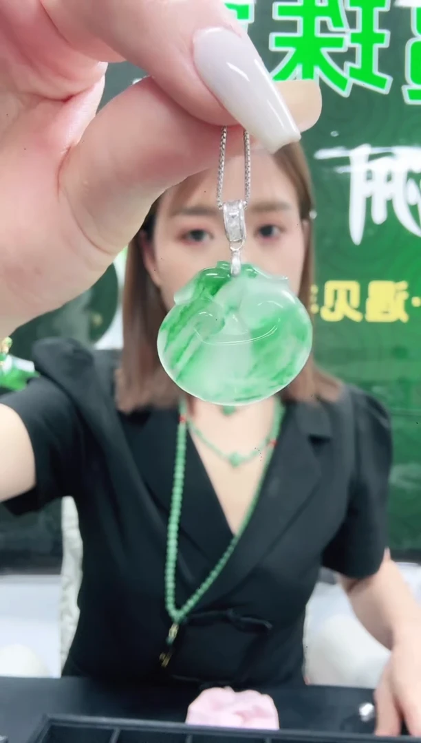 未镶嵌1石英质玉（非洲翠）/6358