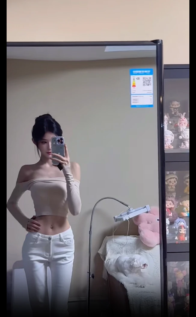 韩系一字肩显瘦露肩长袖T恤上衣配牛仔裤2025秋季新款两件套装女