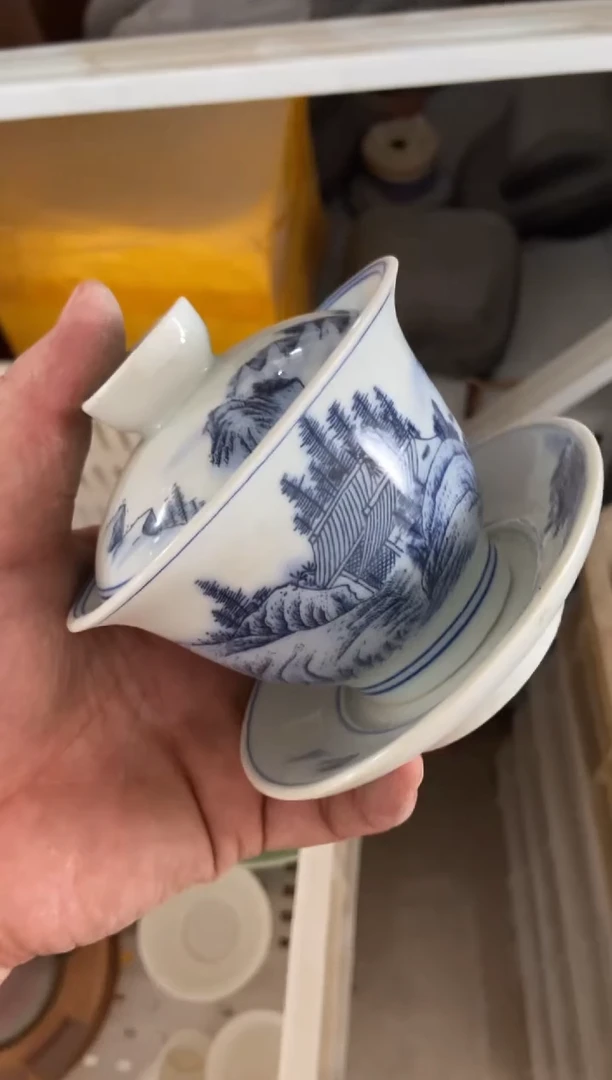 杯无运费险有瑕疵的摄影的产品有使用过的痕迹有点脏介意勿拍