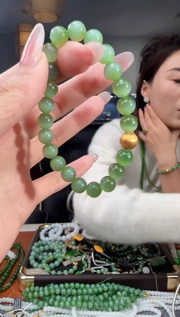 未镶嵌手链和田玉1