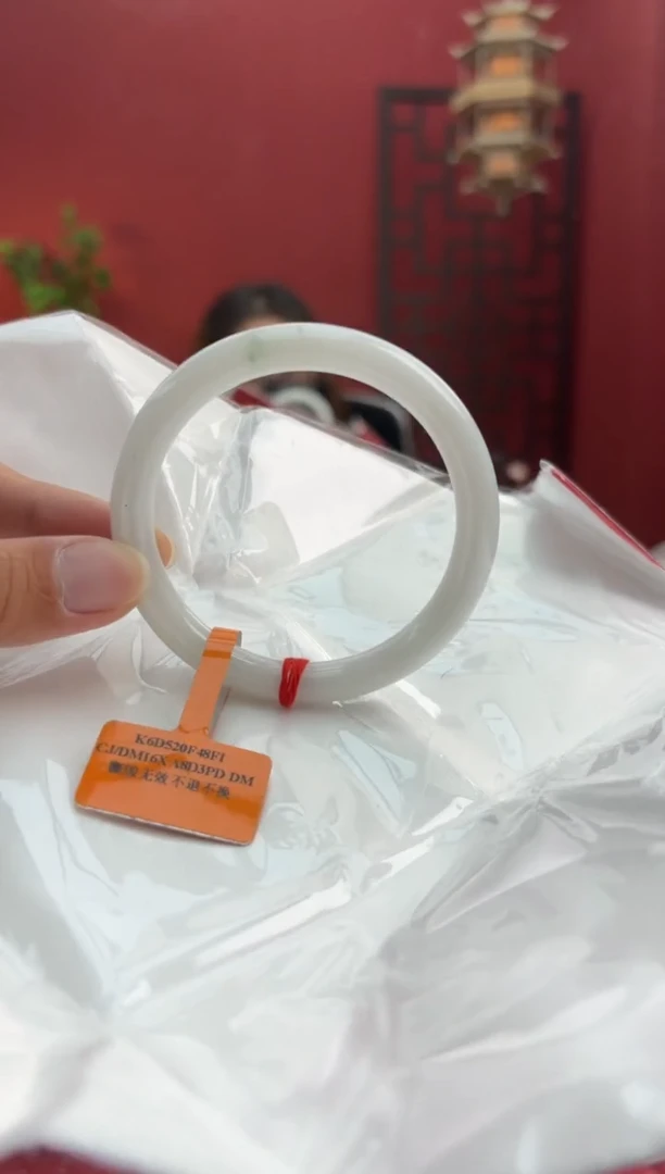 未镶嵌手镯翡翠翡翠手镯