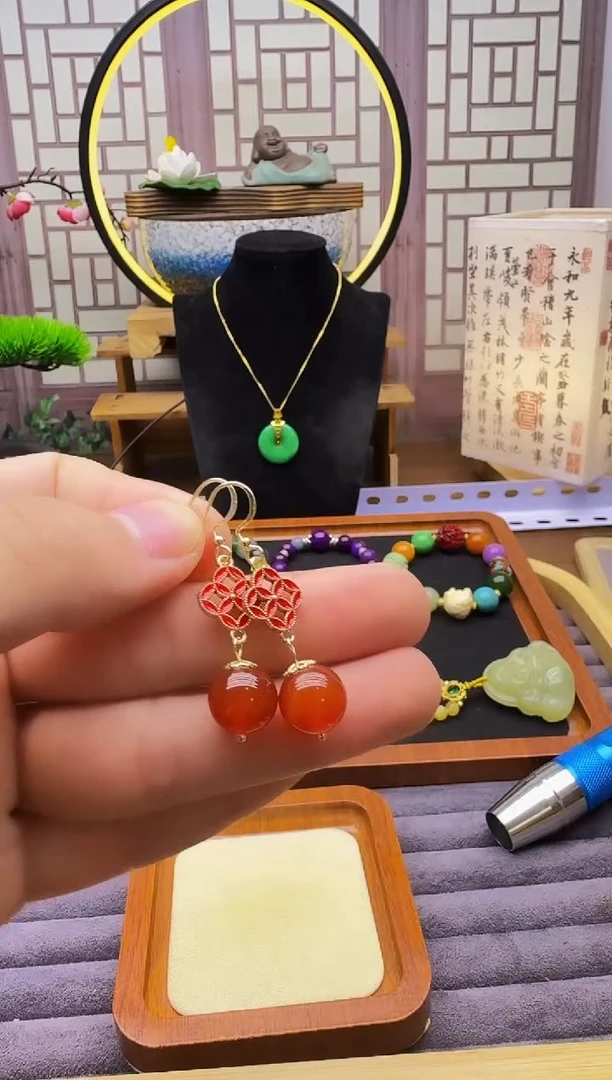 南红玛瑙14K金镶嵌耳饰E47