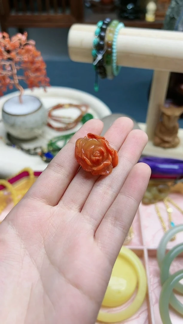 【闪购商品】南红玛瑙吊坠未镶嵌南红小花吊坠*1 JYD编绳