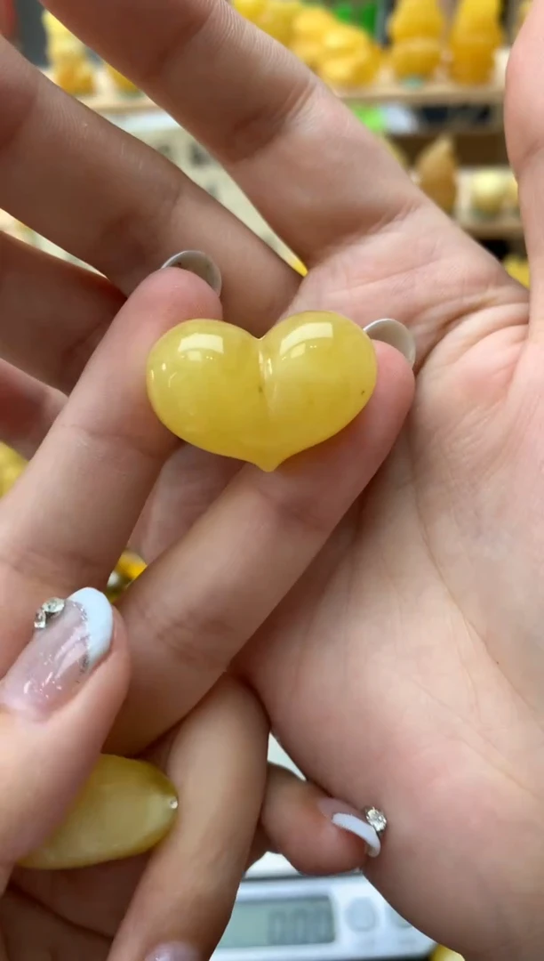 琥珀未镶嵌珠宝奇石150琥珀蜜蜡微瑕