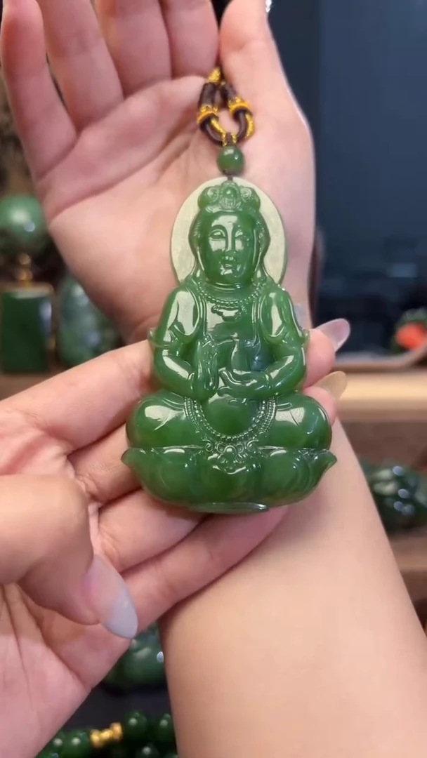 和田玉（碧玉）未镶嵌颈饰1