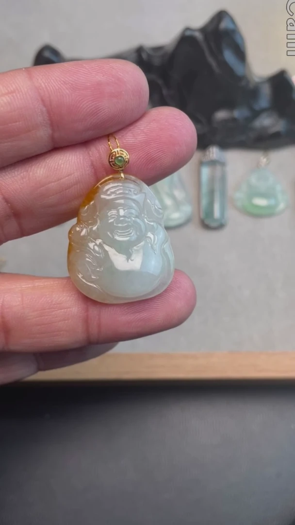 【闪购商品】翡翠吊坠(不含链)18K金镶嵌天然缅甸翡翠A货