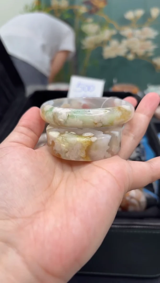 石英质玉手镯未镶嵌A169(56圈赠送镯心)