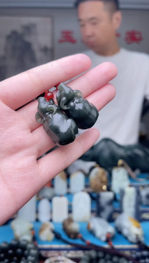 和田玉未镶嵌挂件1多样性发 拍一发一