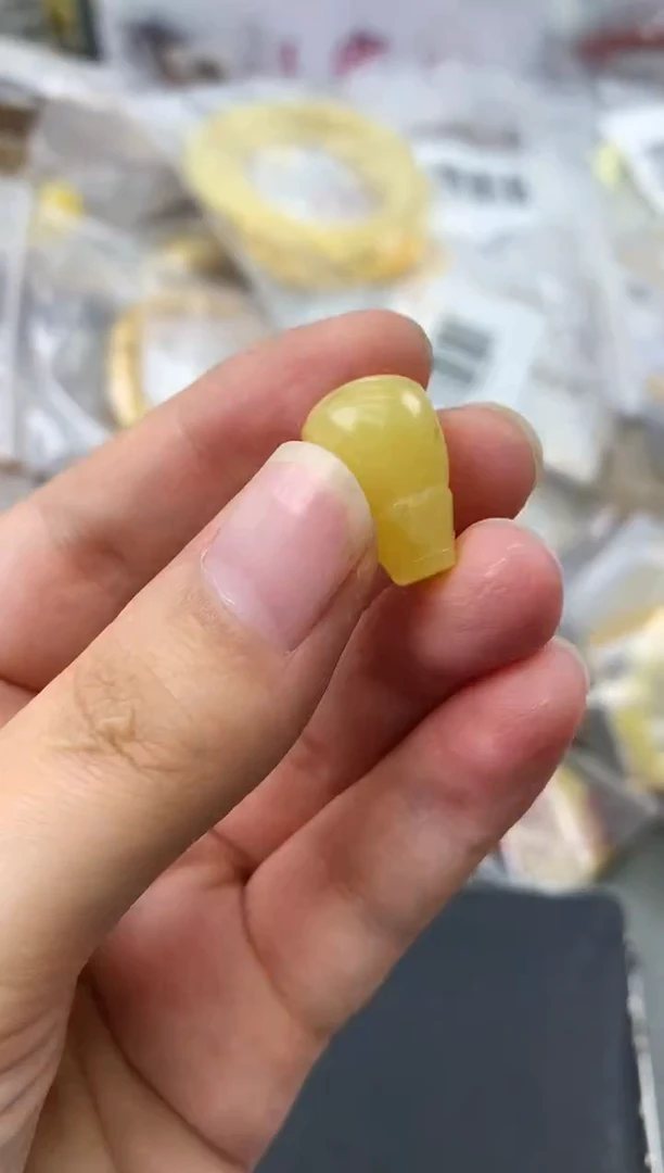 未镶嵌琥珀珠宝奇石27