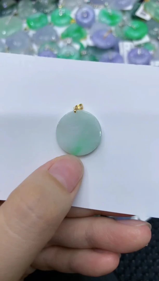 【闪购商品】翡翠颈饰18K金镶嵌1111111111