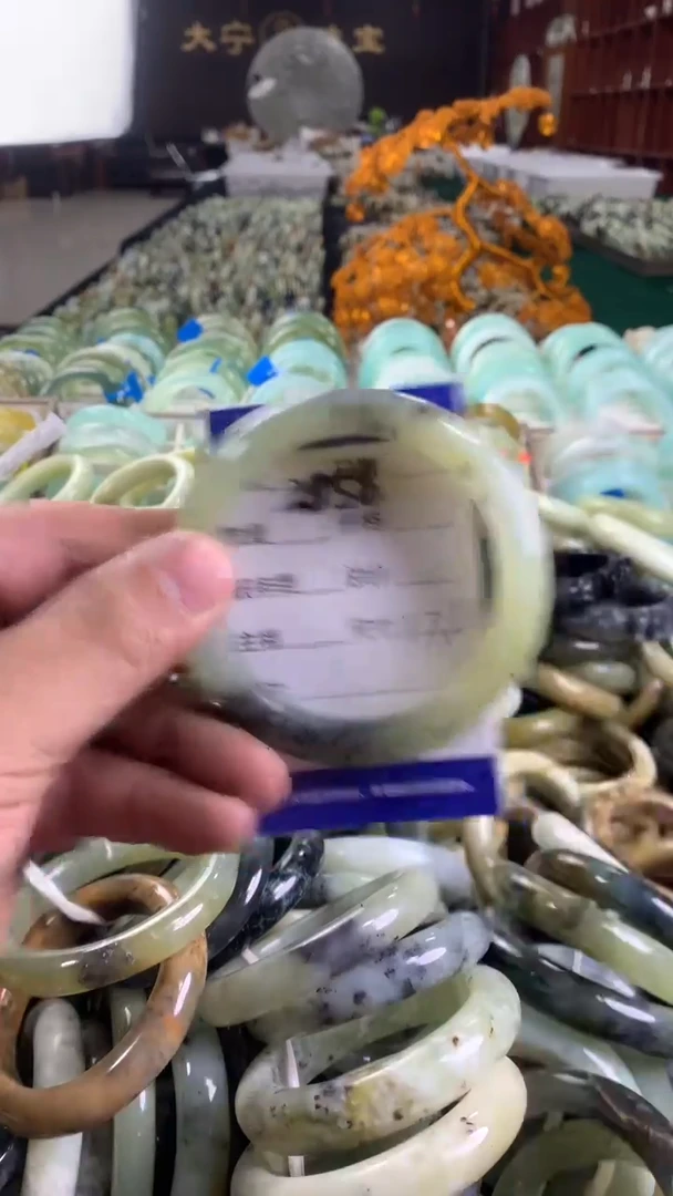 未镶嵌蛇纹石玉手镯2858