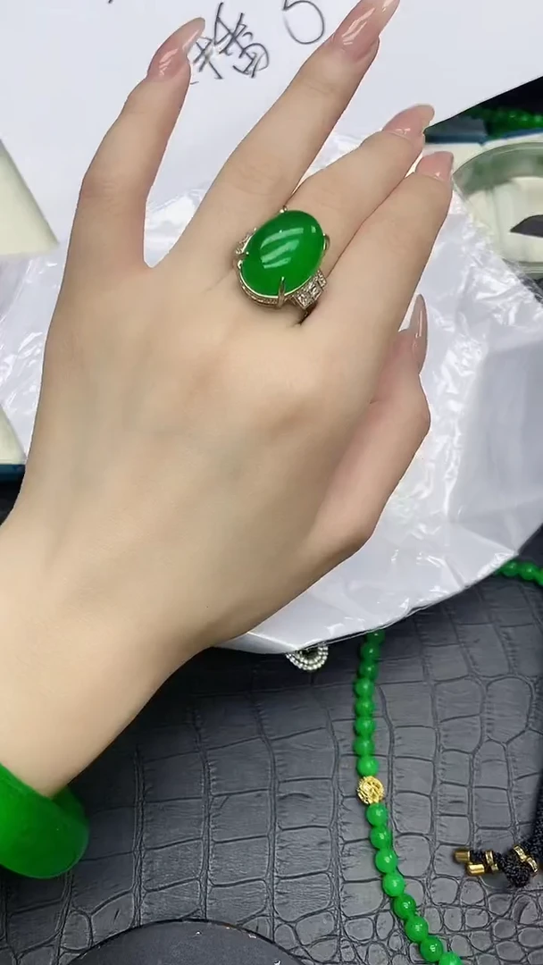 未镶嵌戒指翡翠翡翠满绿蛋面戒指H220