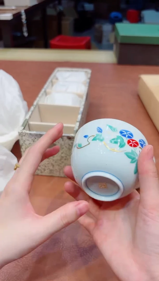 小狐狸海外瓷器哇哇哇