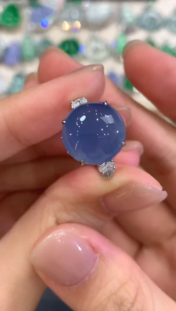 18K金镶嵌戒指翡翠q72紫货有色差